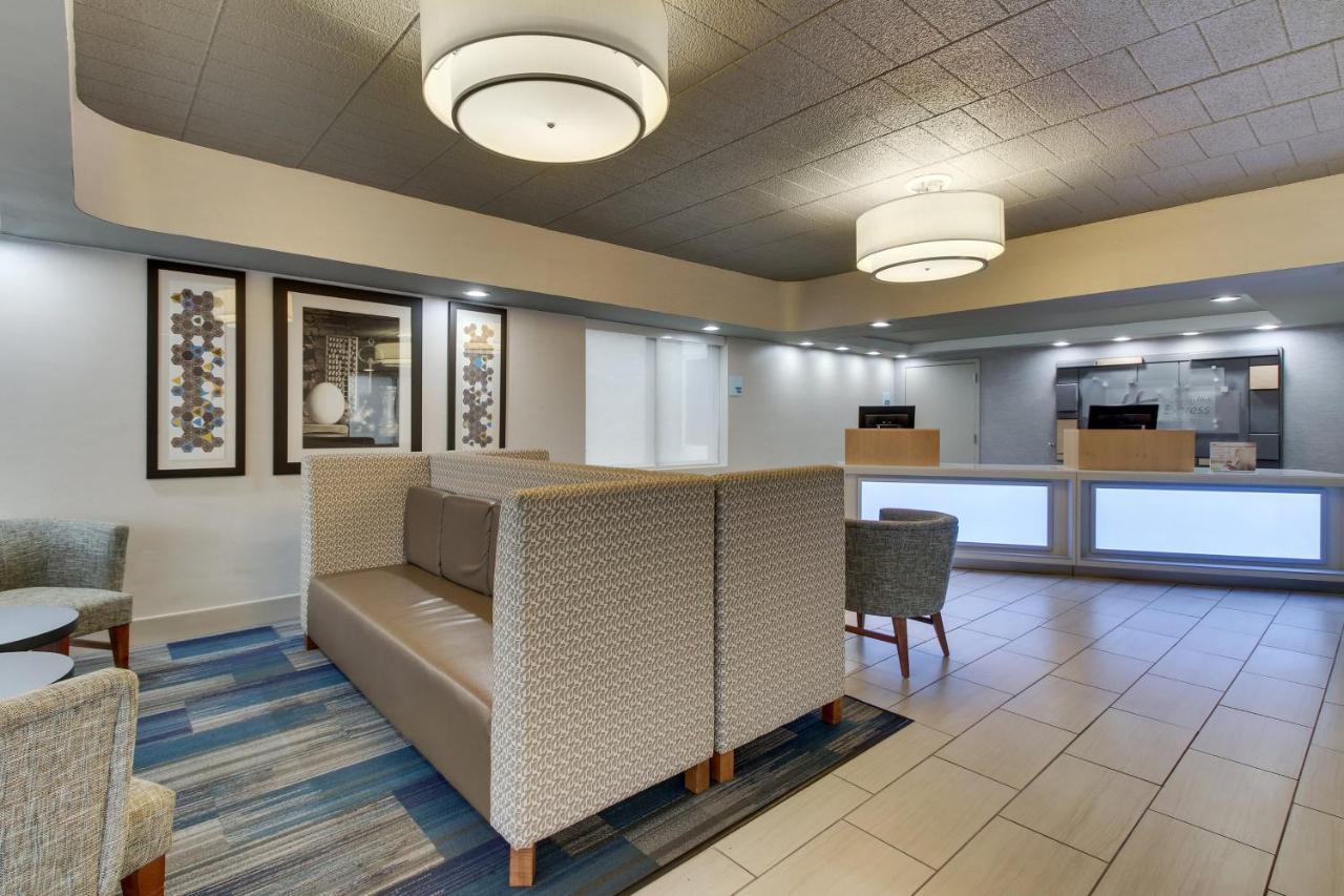 Holiday Inn Express Pittston - Scranton Airport By Ihg Εξωτερικό φωτογραφία