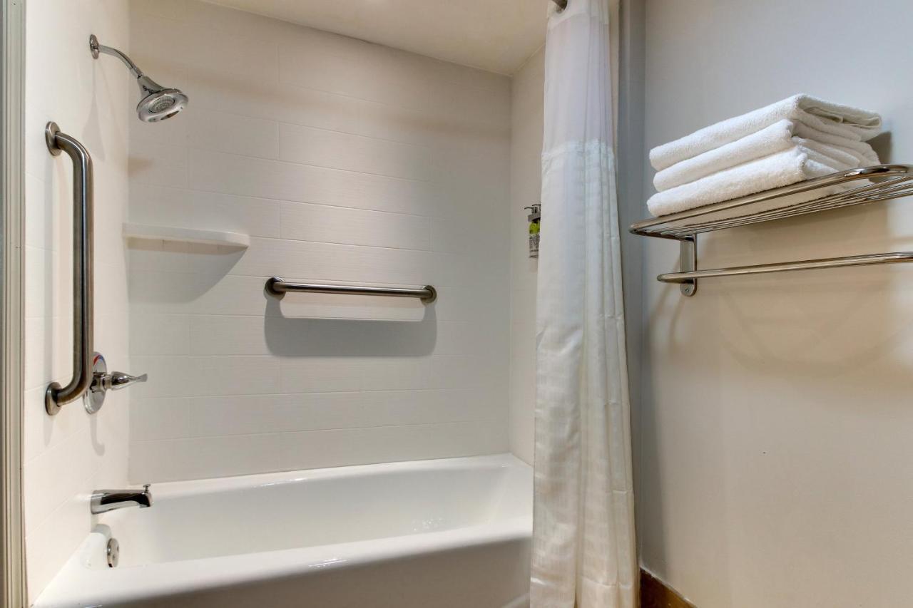 Holiday Inn Express Pittston - Scranton Airport By Ihg Εξωτερικό φωτογραφία