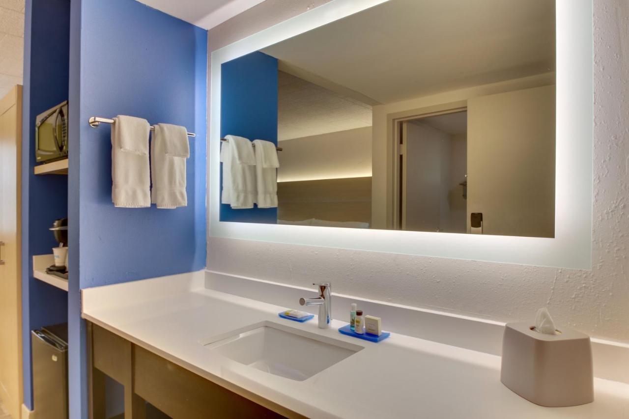 Holiday Inn Express Pittston - Scranton Airport By Ihg Εξωτερικό φωτογραφία